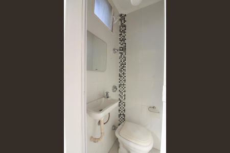 Apartamento à venda com 68m², 2 quartos e 1 vagaBanheiro de Serviço