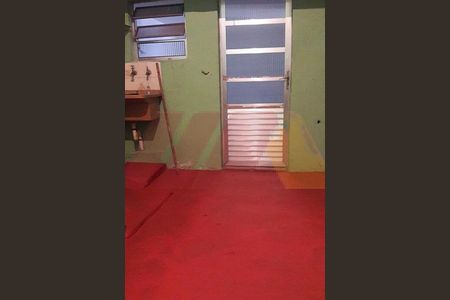 Casa à venda com 5 quartos, 235m² em Vila Romero, São Paulo