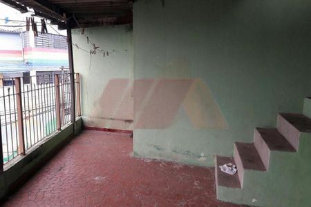 Casa à venda com 5 quartos, 235m² em Vila Romero, São Paulo