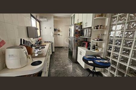 Apartamento à venda com 4 quartos, 200m² em Vila Mariana, São Paulo