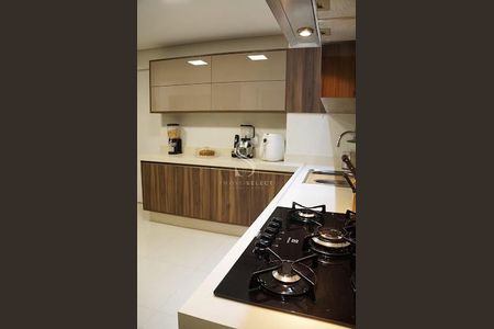 Apartamento à venda com 3 quartos, 140m² em Jardim da Gloria, São Paulo