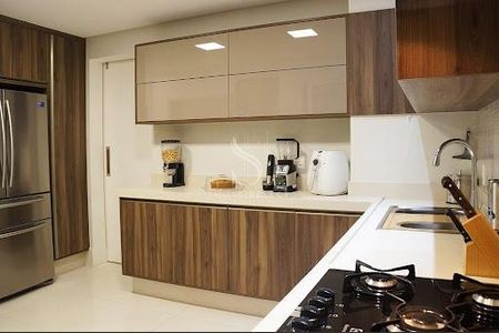 Apartamento à venda com 3 quartos, 140m² em Jardim da Gloria, São Paulo