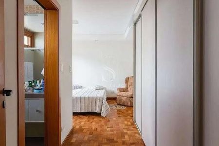 Casa à venda com 3 quartos, 365m² em Lapa, São Paulo