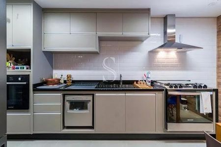 Apartamento à venda com 139m², 3 quartos e 2 vagas