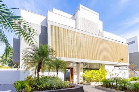Casa à venda com 1034m², 4 quartos e 12 vagas