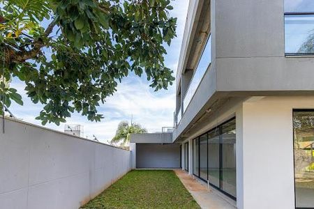 Casa à venda com 1034m², 4 quartos e 12 vagas