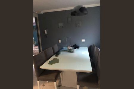 Casa à venda com 3 quartos, 240m² em Jardim Santa Emilia, São Paulo