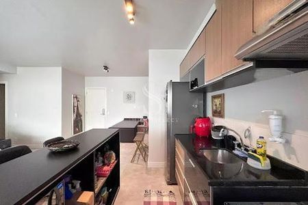 Apartamento para alugar com 78m², 2 quartos e 1 vaga