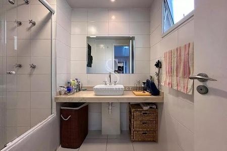 Apartamento para alugar com 78m², 2 quartos e 1 vaga