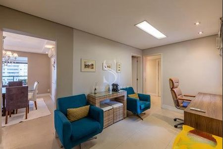 Apartamento à venda com 4 quartos, 210m² em Santo Amaro, São Paulo