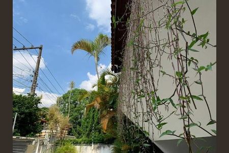 Casa à venda com 290m², 3 quartos e 2 vagas