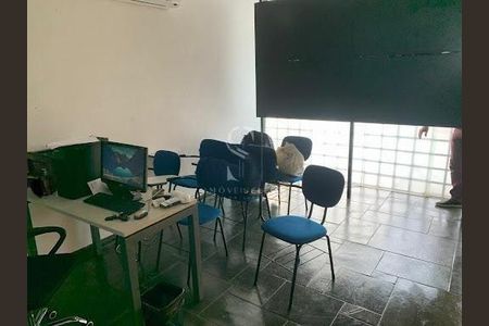 Casa à venda com 3 quartos, 290m² em Vila Sonia, São Paulo