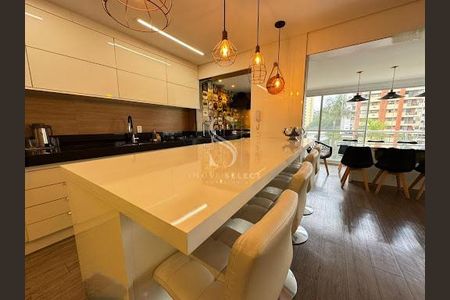 Apartamento à venda com 109m², 3 quartos e 2 vagas