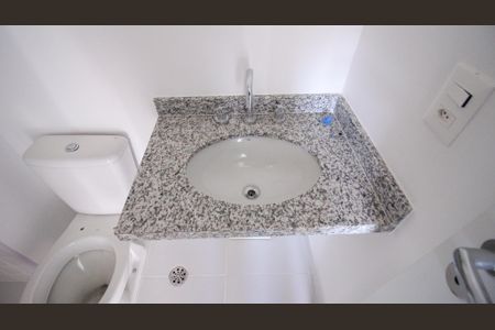 Apartamento à venda com 58m², 2 quartos e 1 vagaBanheiro 