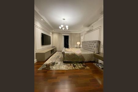 Casa à venda com 4 quartos, 860m² em Brooklin, São Paulo