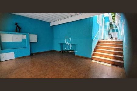 Casa à venda com 3 quartos, 230m² em Pompeia, São Paulo