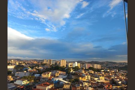 Apartamento à venda com 2 quartos, 62m² em Vila Apiai, Santo André