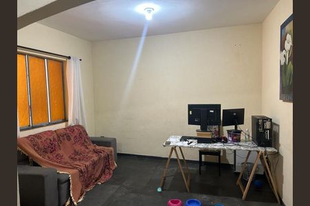 Casa à venda com 7 quartos, 305m² em Vila Pirituba, São Paulo