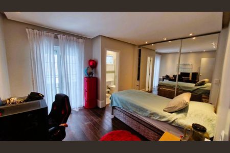 Casa à venda com 3 quartos, 258m² em Vila Alzira, Santo André