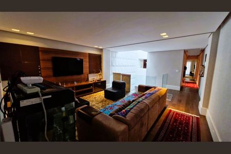 Casa à venda com 3 quartos, 258m² em Vila Alzira, Santo André