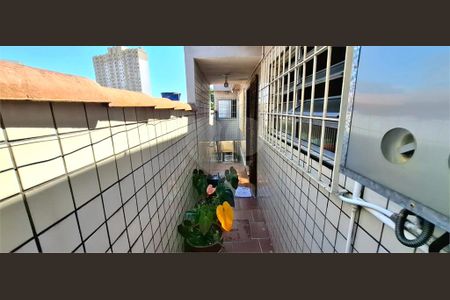 Casa à venda com 2 quartos, 140m² em Cidade Domitila, São Paulo