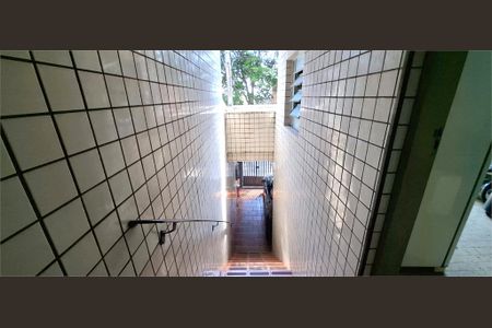 Casa à venda com 2 quartos, 140m² em Cidade Domitila, São Paulo