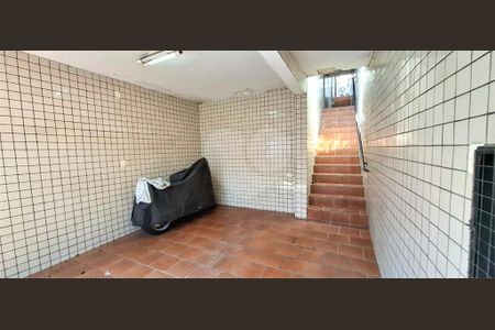 Casa à venda com 2 quartos, 140m² em Cidade Domitila, São Paulo