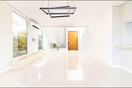 Casa à venda com 4 quartos, 309m² em Colinas da Anhanguera, Santana de Parnaíba