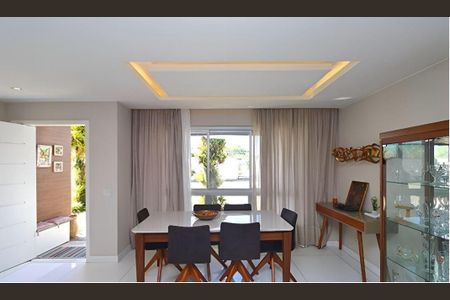 Casa à venda com 4 quartos, 210m² em Recreio dos Bandeirantes, Rio de Janeiro