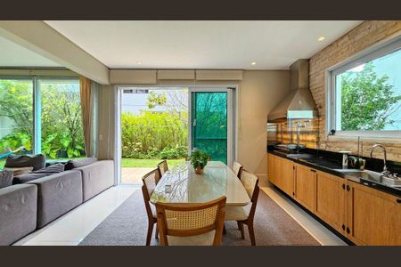 Casa à venda com 404m², 4 quartos e 2 vagas