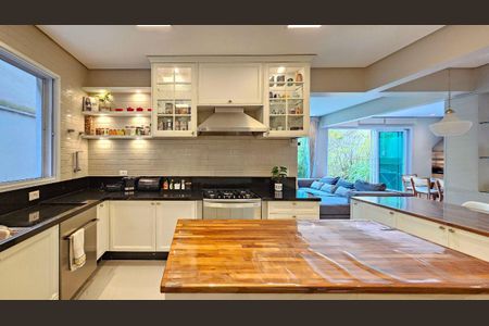 Casa à venda com 404m², 4 quartos e 2 vagas