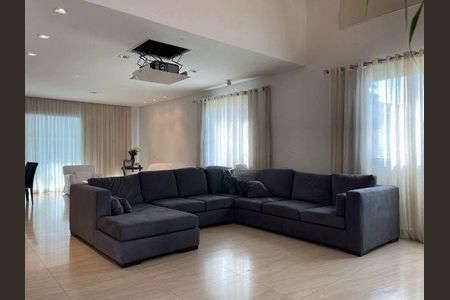Casa à venda com 452m², 4 quartos e 4 vagas