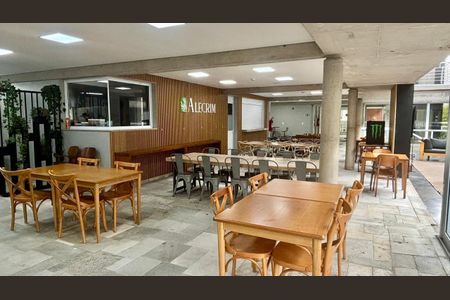 Casa à venda com 452m², 4 quartos e 4 vagas