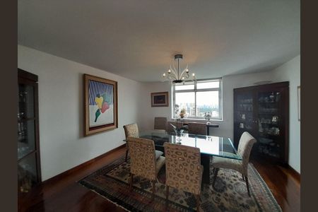 Apartamento à venda com 3 quartos, 756m² em Real Parque, São Paulo