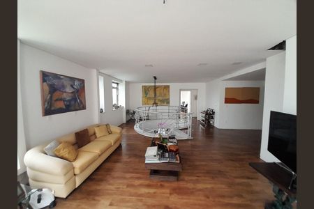 Apartamento à venda com 3 quartos, 756m² em Real Parque, São Paulo