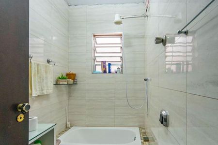 Casa à venda com 230m², 3 quartos e 2 vagas