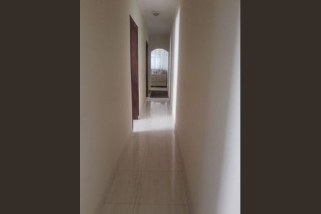 Casa à venda com 230m², 3 quartos e 2 vagas