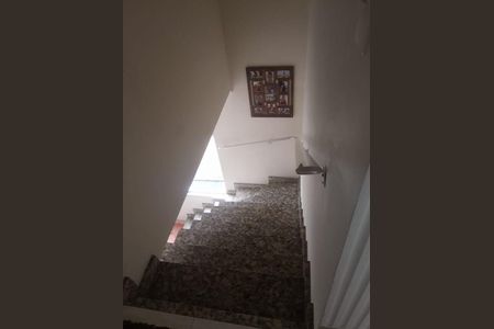 Casa à venda com 230m², 3 quartos e 2 vagas