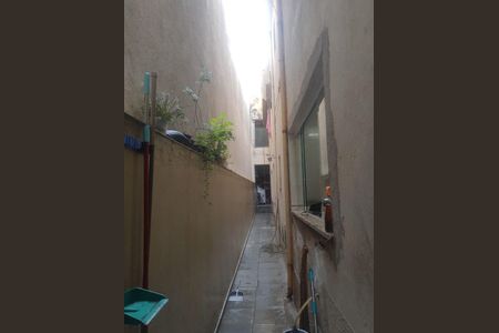 Casa à venda com 230m², 3 quartos e 2 vagas