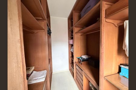 Casa à venda com 4 quartos, 633m² em Alphaville, Santana de Parnaíba