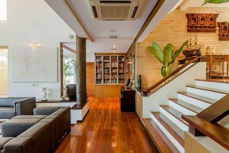 Casa à venda com 7 quartos, 1500m² em Residencial Dez (Alphaville), Santana de Parnaíba