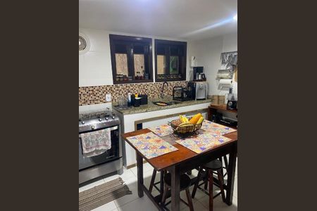 Casa à venda com 3 quartos, 132m² em Itaipu, Niterói