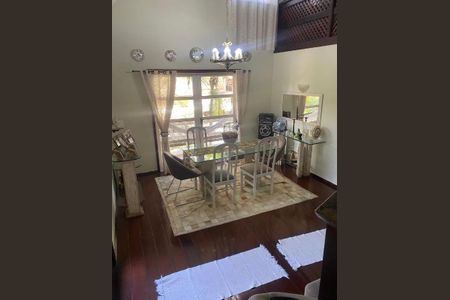 Casa à venda com 3 quartos, 132m² em Itaipu, Niterói