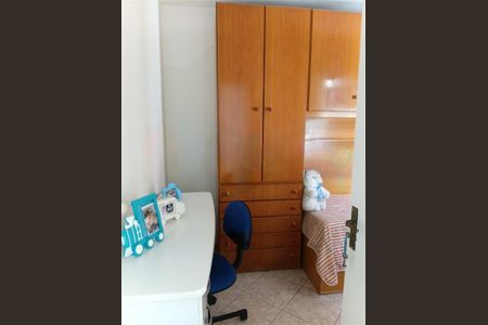 Casa à venda com 3 quartos, 180m² em Vila Clara, São Paulo