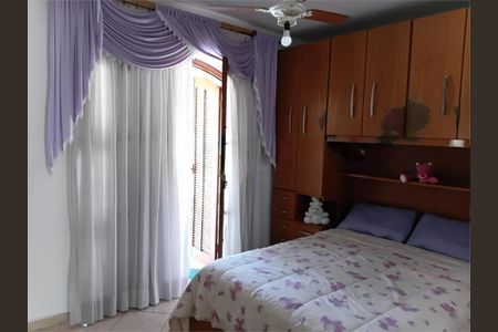 Casa à venda com 3 quartos, 180m² em Vila Clara, São Paulo