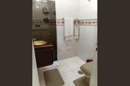 Casa à venda com 3 quartos, 180m² em Vila Clara, São Paulo