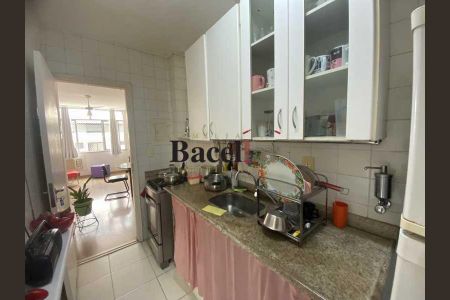 Apartamento à venda com 65m², 2 quartos e 1 vaga