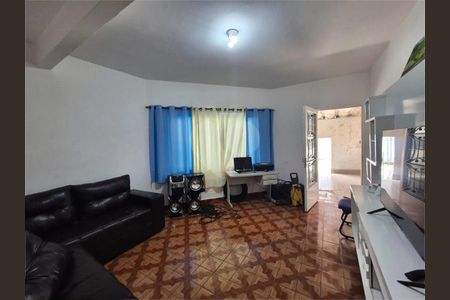 Casa à venda com 3 quartos, 228m² em Cidade Domitila, São Paulo