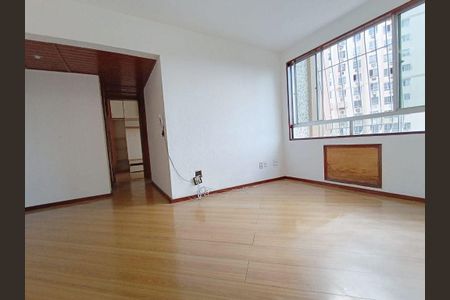 Apartamento à venda com 63m², 2 quartos e 1 vaga