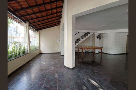 Apartamento à venda com 63m², 2 quartos e 1 vaga